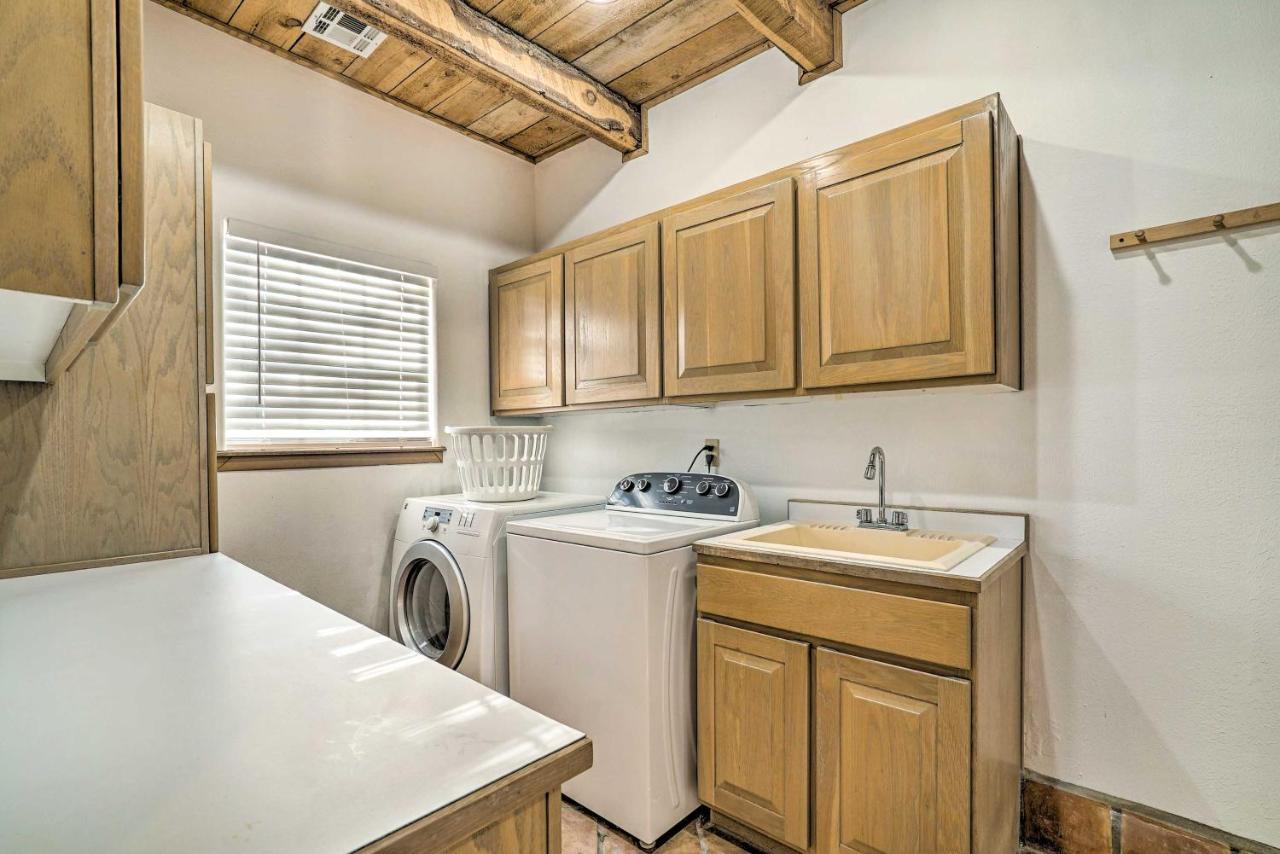 Las Cruces Home La Casa Blanca With Courtyard エクステリア 写真